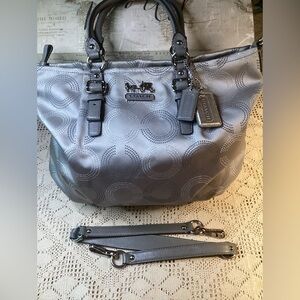 Coach Madison shoulder Bag like NEW
